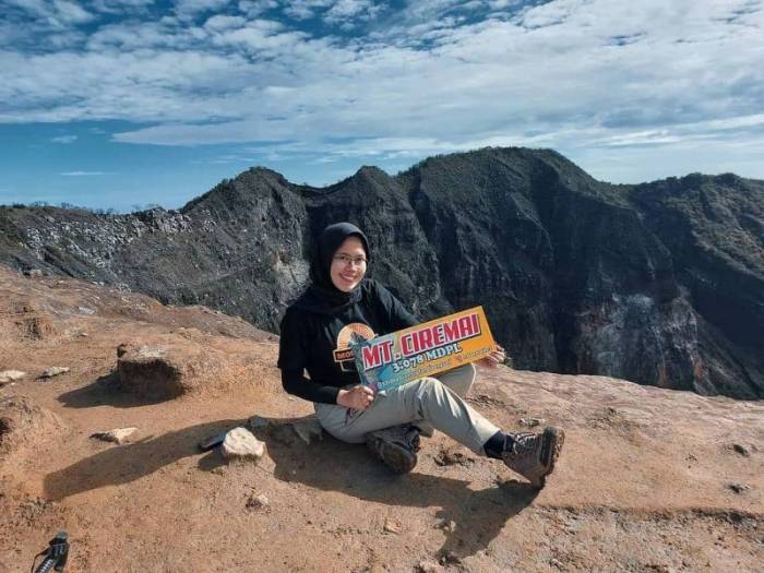 Gunung Ciremai jalur pendakian terindah